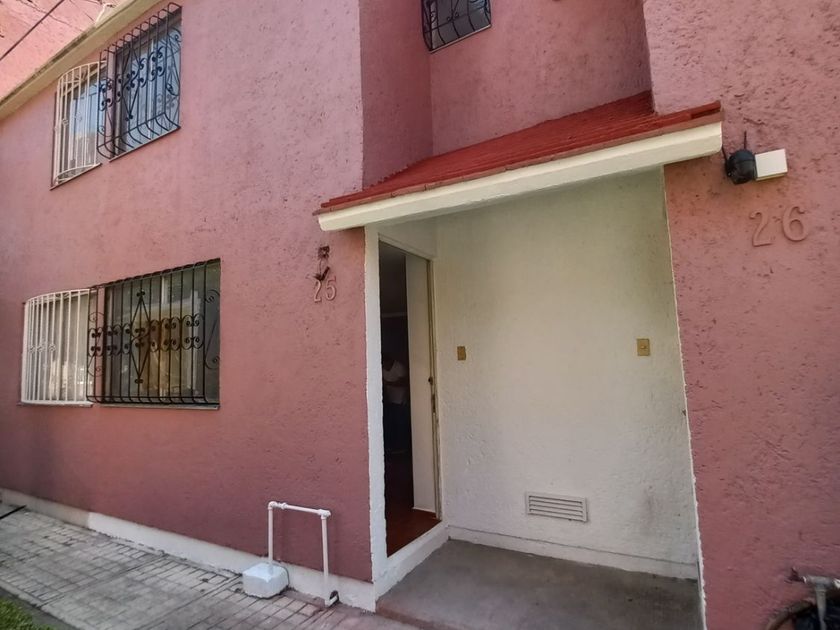 Casa en condominio en venta Avenida Dalias 230, Villa De Las Flores, San Francisco Coacalco, Estado De México, México