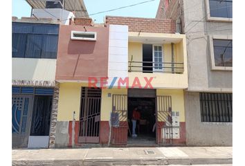 Casa en  Institucion Educativa Iberoamericano, Calle José Gálvez 420, Lambayeque, 14013, Per