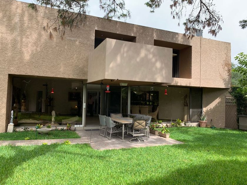 venta Casa en Valle de San Angel Sect Frances, San Pedro Garza García