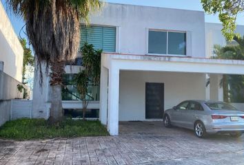 Casa en  Lagos Del Sol, Boulevard Luis Donaldo Colosio, Benito Juárez, Quintana Roo, Mex