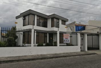 Casa en  Leopoldo Pino &, Ecuador