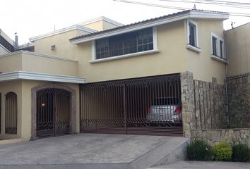 Casa en  Bartolomé Díaz 100-148, Paseo De Los Leones, Cumbres 4to Sector, Monterrey, Nuevo León, 64610, Mex