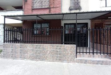 Apartamento en  Calle 70 1ebis 54, Santiago De Cali, Cali, Valle Del Cauca, Col