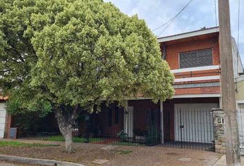 Casa en  Villa Luzuriaga, La Matanza