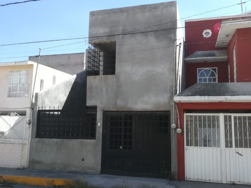 venta Casa en Nuevo Tizayuca, Tizayuca (423707--324)