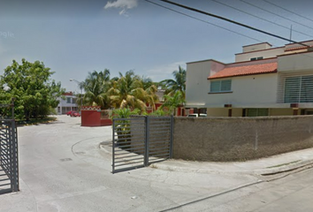 Casa en fraccionamiento en  Privada Torre Latinoamericana, Las Torres, Centro, Tabasco, 86026, Mex
