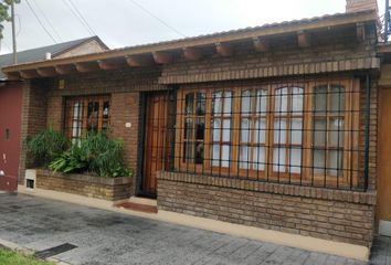 Casa en  Dorrego, Mendoza
