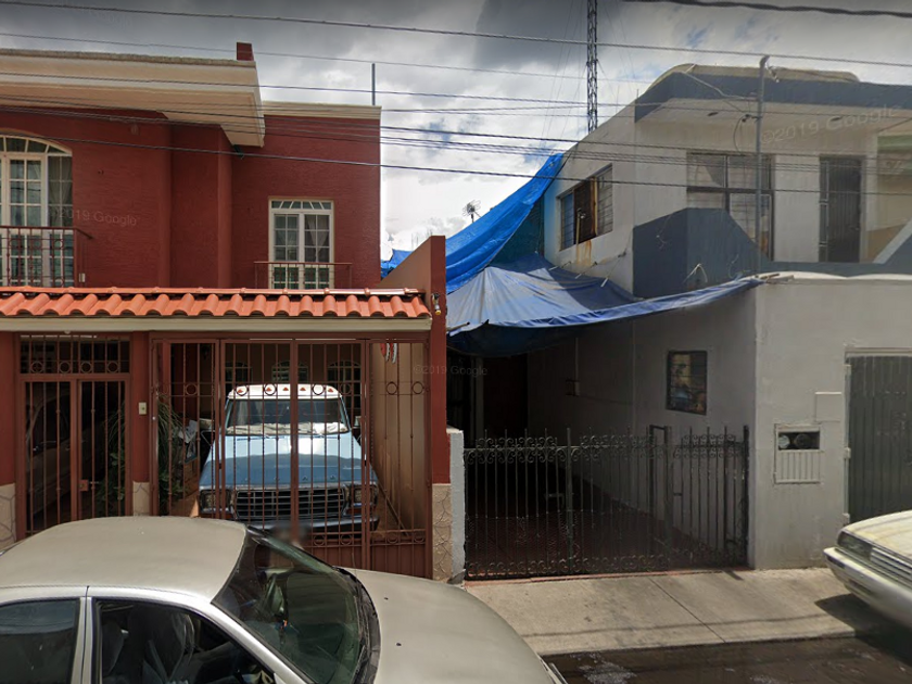 venta Casa en Las Fuentes, Zamora de Hidalgo, Zamora (146)