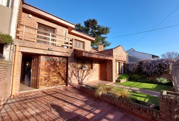 Casa en  Los Pinares, Mar Del Plata