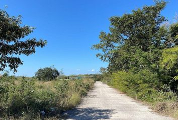 Lote de Terreno en  Pueblo Temozon Norte, Mérida, Yucatán