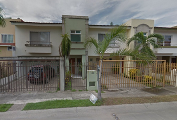 Casa en fraccionamiento en  Calle Río Potomac 162-182, Fracc Residencial Fluvial Vallarta, Puerto Vallarta, Jalisco, 48312, Mex