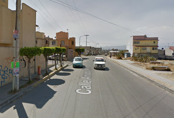 Casa en fraccionamiento en  Calle 16 De Septiembre, San Marcos Huixtoco, Chalco, México, 56643, Mex