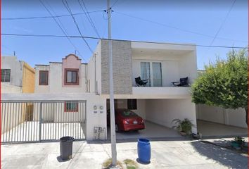 Casa en  Calle Valle De Los Cedros 717, Valle De Las Palmas 1er Sector, Apodaca, Nuevo León, 66635, Mex