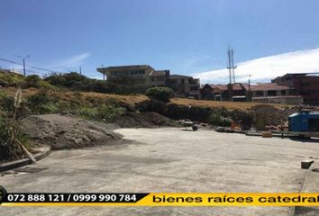 Terreno Comercial en  Gil Ramírez Dávalos, Cuenca