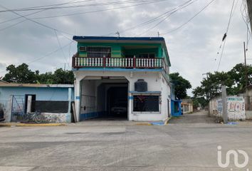 Casa en  Calle 20 De Noviembre Norte 84, Roque Spinoso Foglia, Úrsulo Galván, Veracruz De Ignacio De La Llave, 91660, Mex