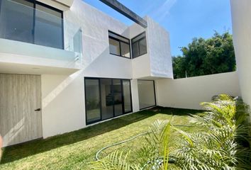 Casa en condominio en  Pueblo Santa María Ahuacatitlán, Cuernavaca, Morelos