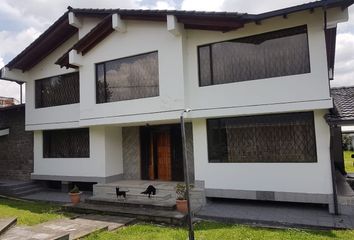 Casa en  Amaguaña, Quito