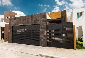 Casa en  Fraccionamiento Altabrisa, Mérida, Mérida, Yucatán