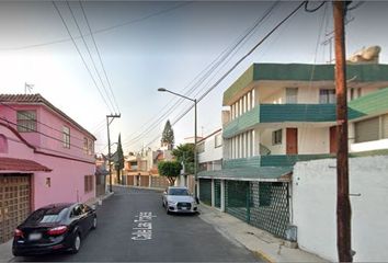 Casa en  Paseo De Las Trojes 35-99, Unidad Habitacional Taxqueña, Coyoacán, Ciudad De México, 04250, Mex