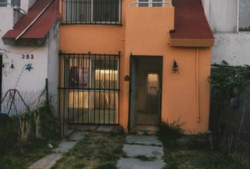 Casa en condominio en  Calle Margarita, Conjunto Urbano Ayuntamiento 2000, Temixco, Morelos, 62588, Mex