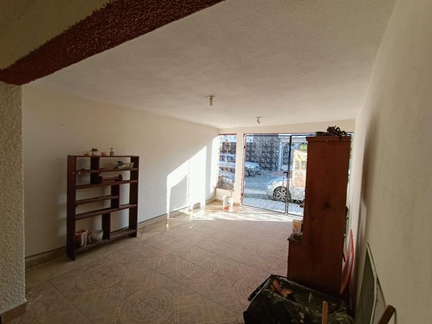 venta Casa en Residencial las Quintas, Guadalupe, Nuevo León (MX22