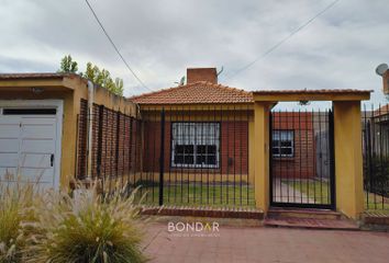 Casa en  Antonio Rivero 851-999, El Challao, Las Heras, M5539, Mendoza, Arg