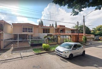 77 casas en venta en Fraccionamiento Bosques de la Victoria, Guadalajara -  