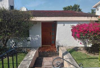 Casa en  Calle Perdiz 25, Fraccionamiento Lomas De Cocoyoc, Atlatlahucan, Morelos, 62847, Mex
