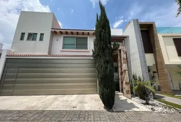 Casa en  Lomas De Angelópolis, Distrito Sonata, San Andrés Cholula, Puebla, 72830, México