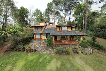 Casa en  Avándaro, Valle De Bravo