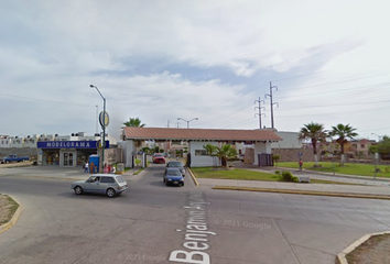 Casa en fraccionamiento en  Calle Cedro 335-341, Fraccionamiento Los Mangos I, Mazatlán, Sinaloa, 82128, Mex