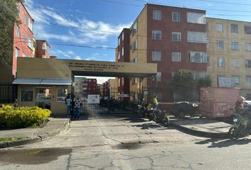 Apartamento en  Calle 83 95d 04, Bogotá, Bogotá, D.c., Col