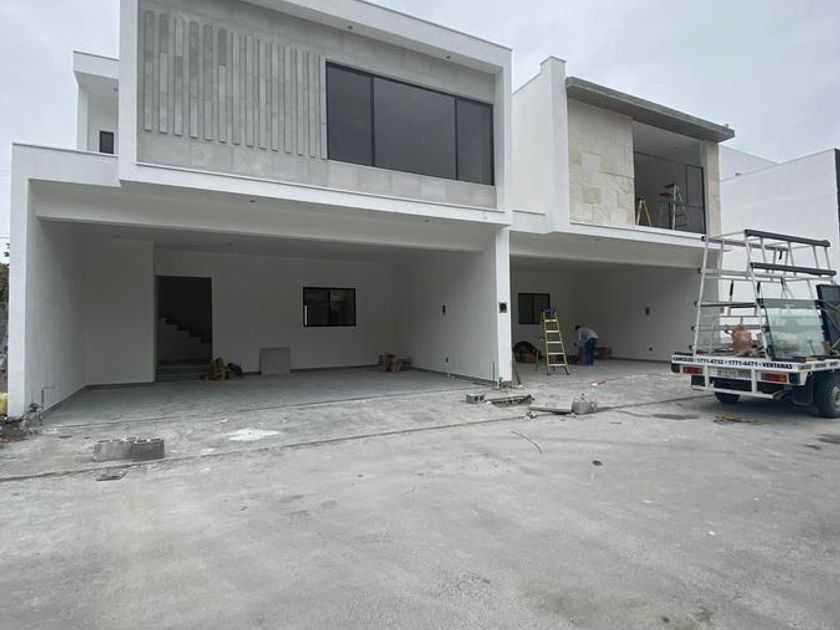 venta Casa en Residencial Aztlán, Monterrey (2_43_79354302_4260286)-  