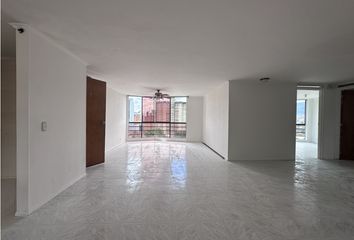 Apartamento en  Prado Patrimonio Arquitectónico Y Cultural De La Ciudad, Medellín