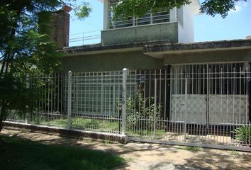 Casa en  Adrogué, Partido De Almirante Brown