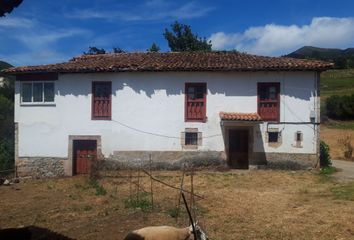 Casa en  Sevares, Asturias