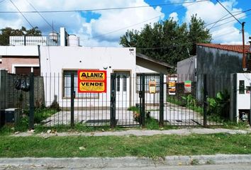 Casa en  San Antonio De Padua, Partido De Merlo