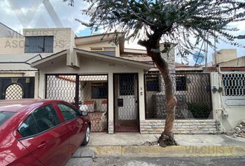 Casa en  San Lorenzo Tepaltitlán Centro, Toluca