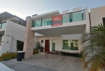 Casa en fraccionamiento en  Boulevard Juan Alonso De Torres, Fracc Res Lomas Punta Del Este, León, Guanajuato, 37296, Mex
