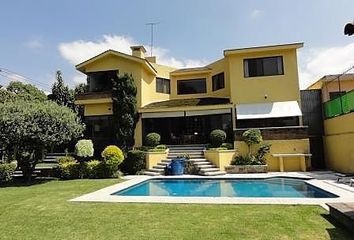 Casa en  Calle Camelia 100-114, Rancho Cortés, Cuernavaca, Morelos, 62120, Mex