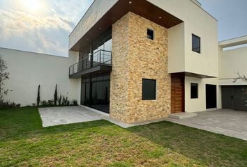 Casa en condominio en  Bellavista, Metepec