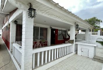 Casa en  Santa Elena