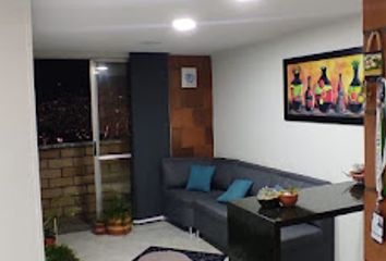 Apartamento en  La Campiña, Medellín
