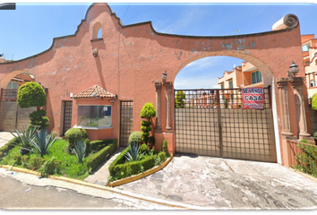 Casa en  Calle Centenario 17-45, Los Reyes, Los Reyes Acaquilpan Centro, La Paz, México, 56400, Mex