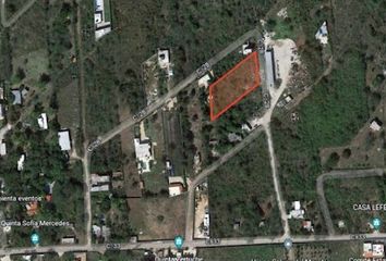 Lote de Terreno en  Calle 33, Chichi Suárez, Mérida, Yucatán, 97306, Mex