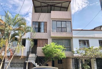 Apartamento en  Calle 6b 52b O 04, Santiago De Cali, Cali, Valle Del Cauca, Col