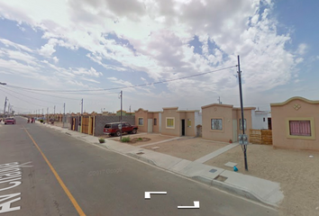Casa en  Calle Del Álamo, Ejido Cuernavaca, Mexicali, Baja California, 21624, Mex
