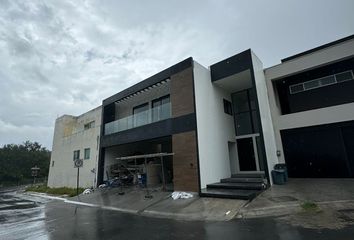 Casa en  Calzada Catujanes, Carretera Nacional, Fraccionamiento Portal Del Huajuco, Monterrey, Nuevo León, 64989, Mex