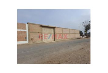 Local comercial en  Avenida Las Palmeras, Chilca, Cañete, Lima, 15870, Per
