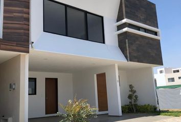 Casa en condominio en  Lomas De Angelópolis, Tlaxcalancingo, Puebla, México